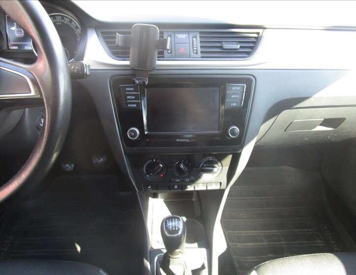 Škoda Rapid 9