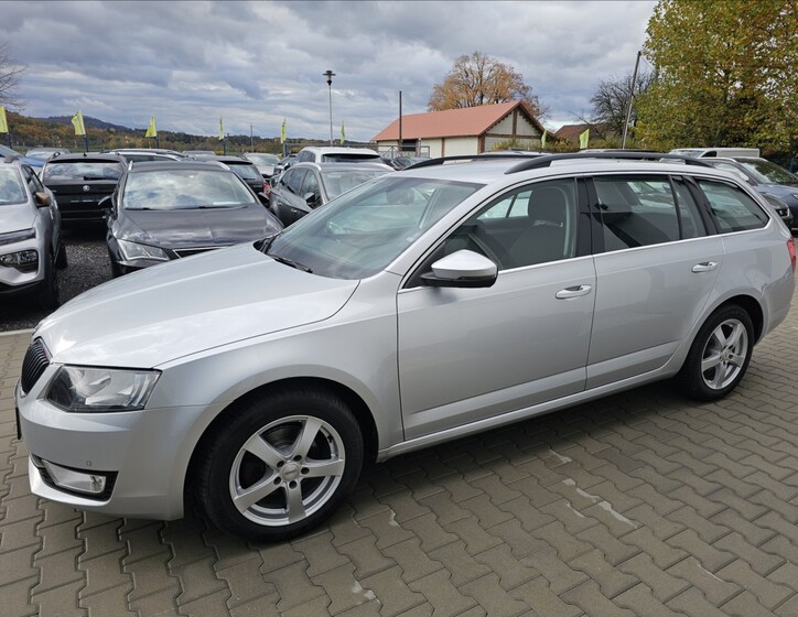 Škoda Octavia 10