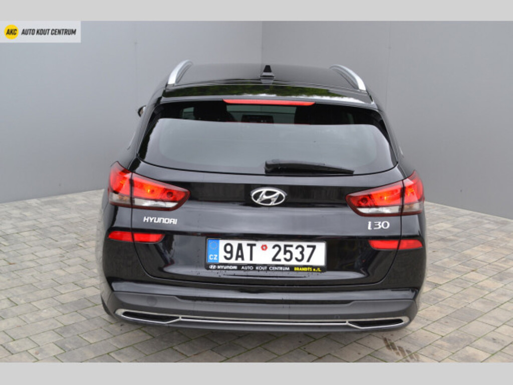 Hyundai i30 4