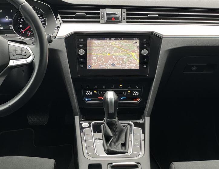 Volkswagen Passat 11