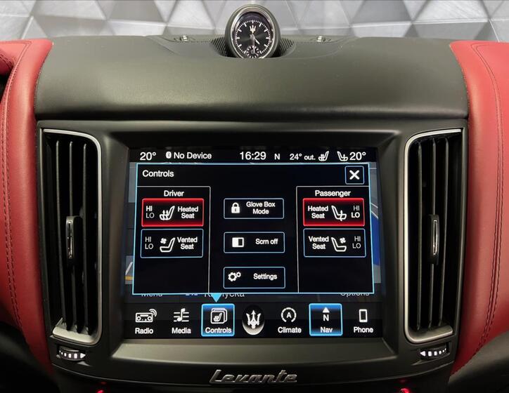 Maserati Levante 19