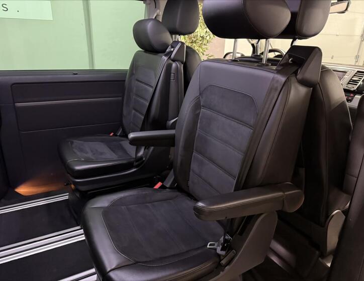 Volkswagen Multivan 24