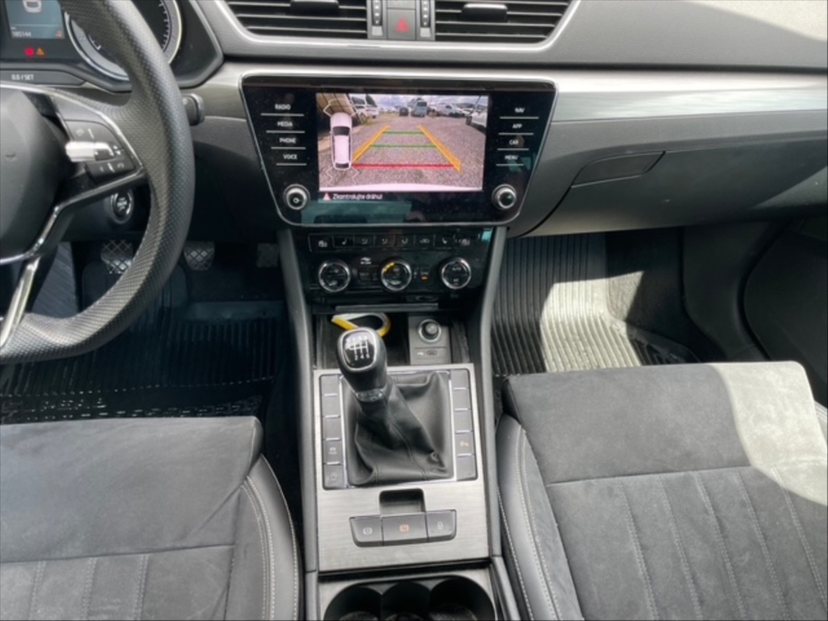 Škoda Superb