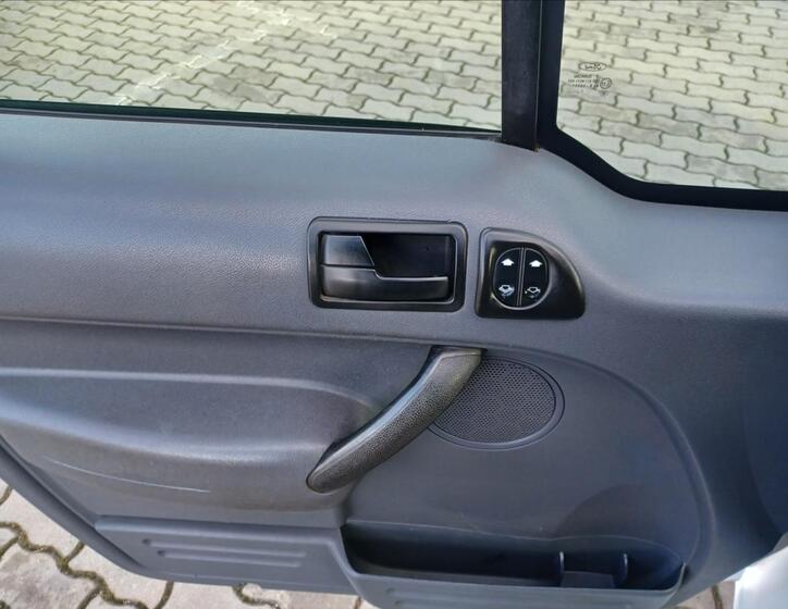 Ford Transit Connect 7