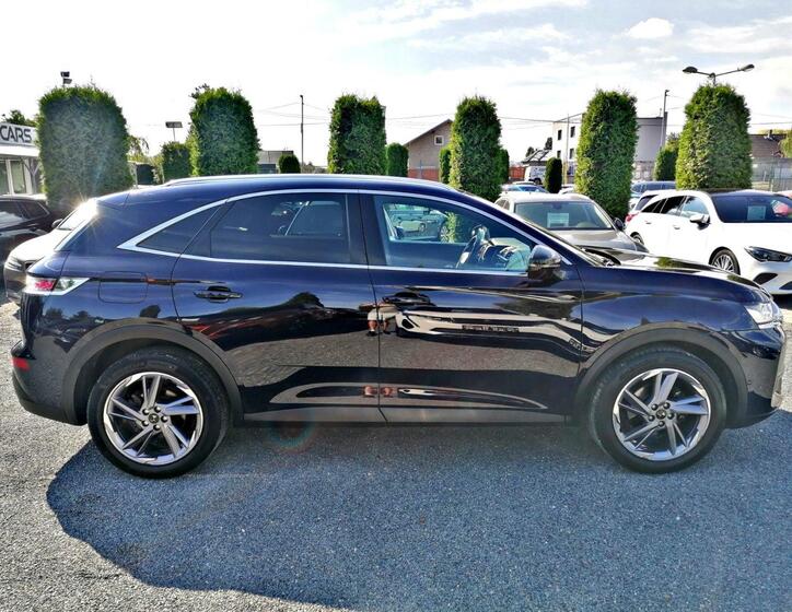 DS Automobiles DS7 Crossback 9