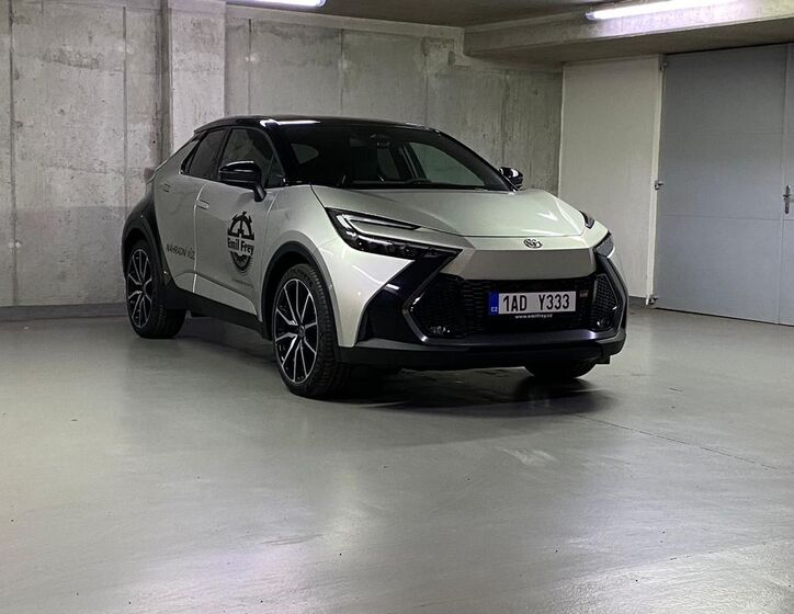 Toyota C-HR 3