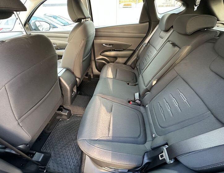 Hyundai Tucson 16
