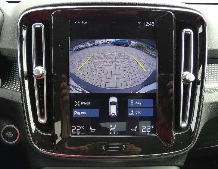 Volvo XC40 15