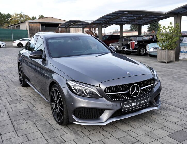 Mercedes-Benz Třídy C 8