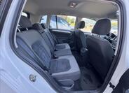 Volkswagen Golf 13
