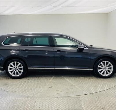 Volkswagen Passat 25