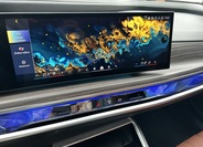 BMW i7 32