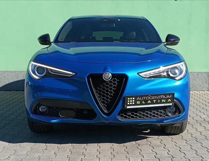 Alfa Romeo Stelvio 9