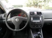 Volkswagen Golf 16