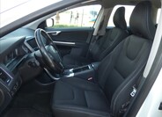Volvo XC60 10