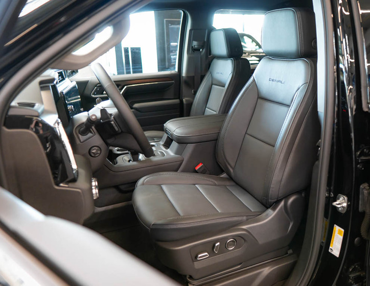 GMC Sierra 12