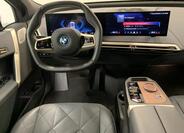 BMW iX 9