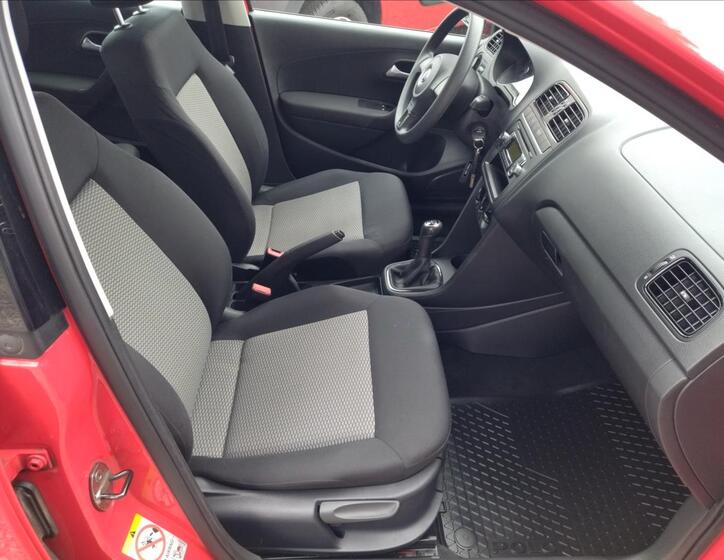 Volkswagen Polo 12