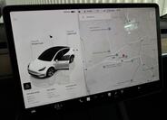 Tesla Model Y 18