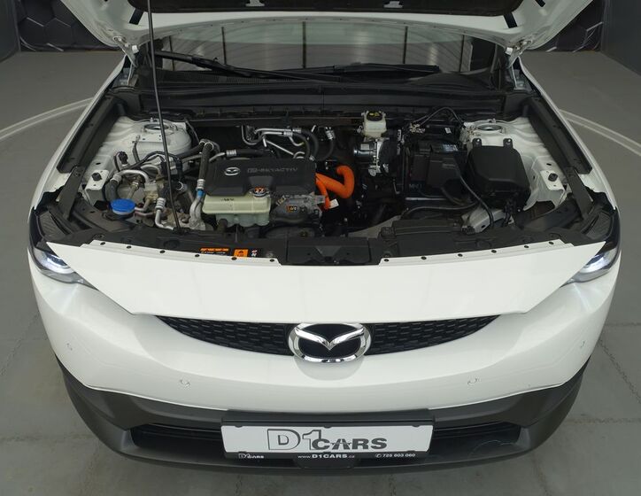 Mazda MX-30 31