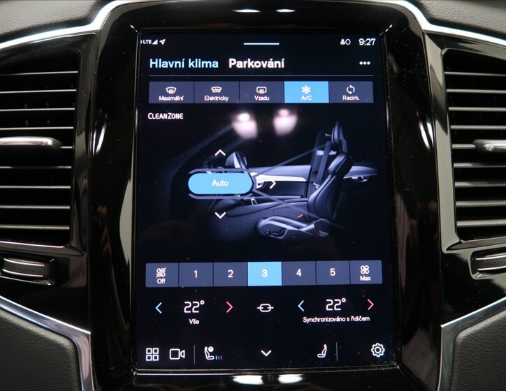 Volvo XC90 18