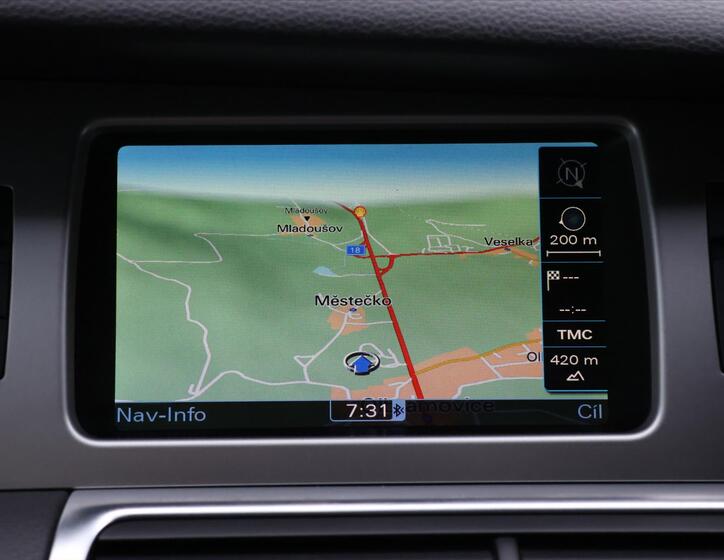 Audi Q7 23
