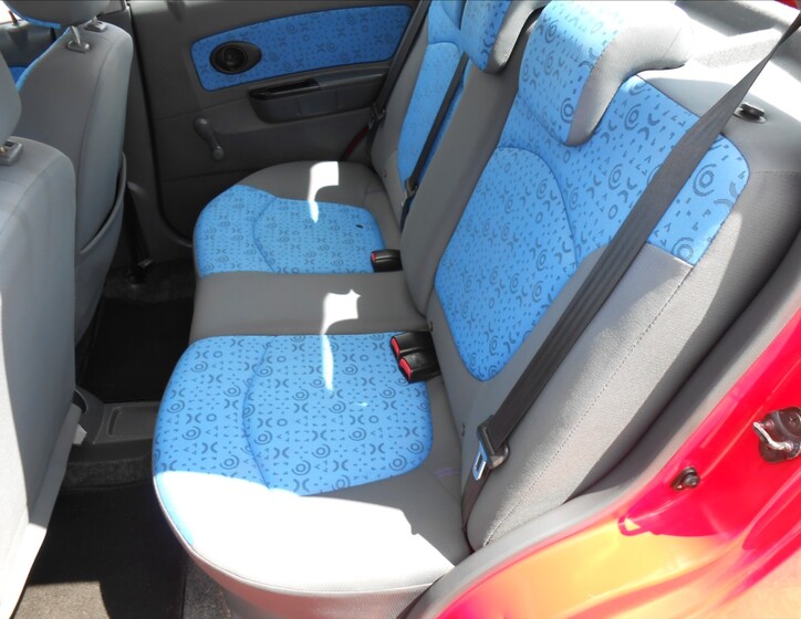 Chevrolet Spark 9