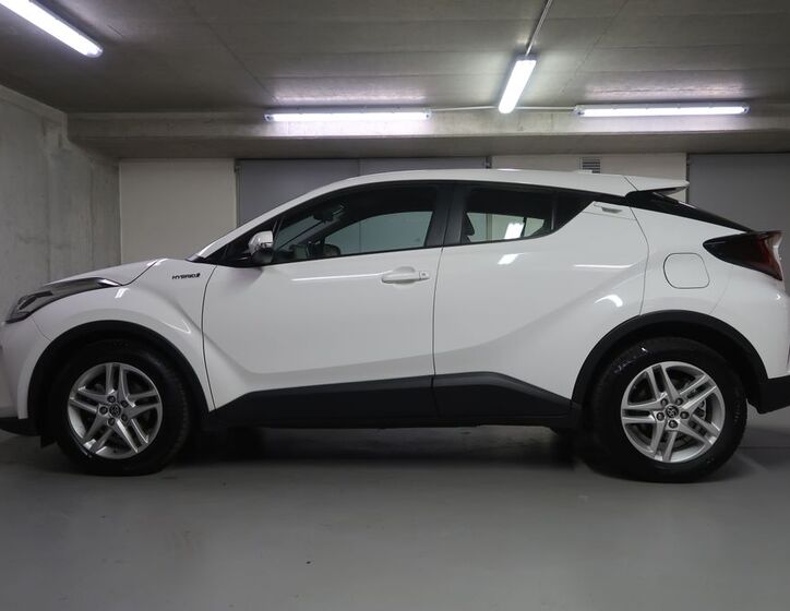 Toyota C-HR 8