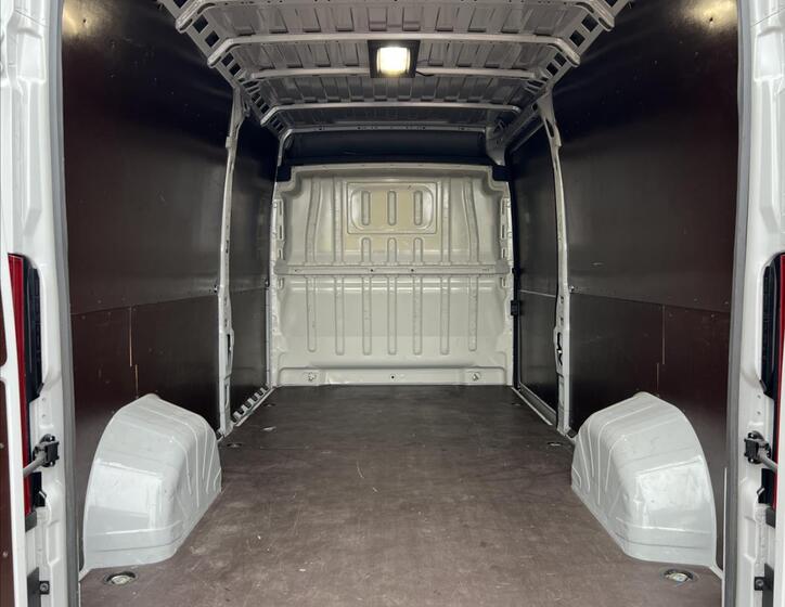 Toyota ProAce 12