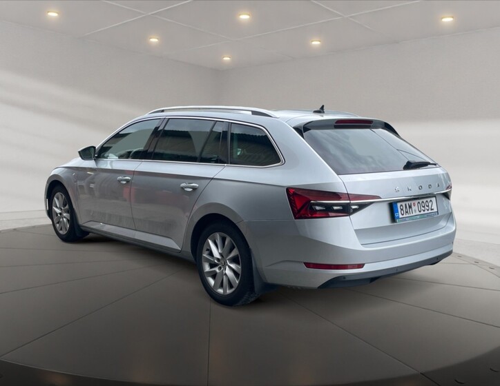 Škoda Superb 4