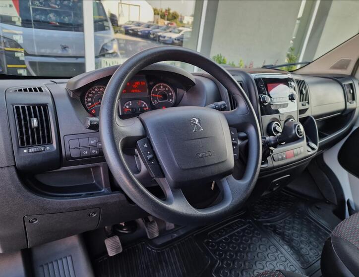Peugeot Boxer 21