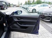 Porsche Taycan 22