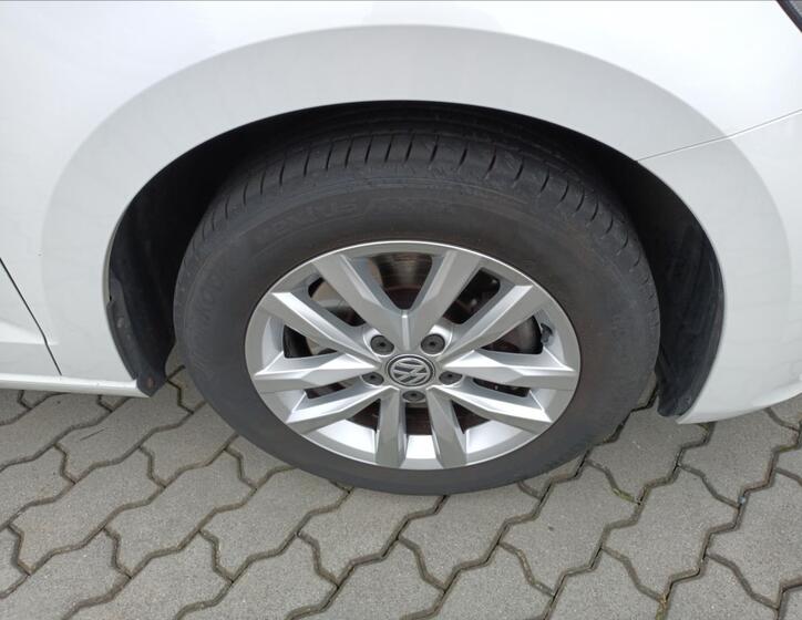 Volkswagen Touran 23