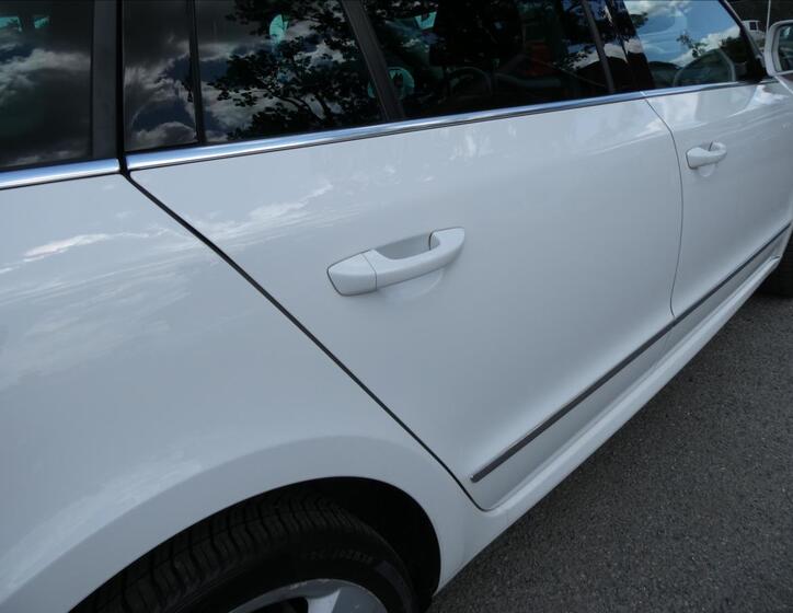 Škoda Superb 13