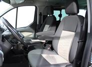 Ford Tourneo Custom 11