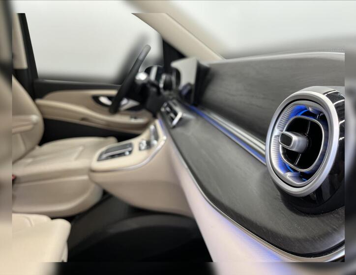 Mercedes-Benz Třídy V 17