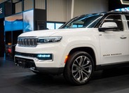 Jeep Grand Wagoneer 14