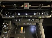 Toyota Land Cruiser 7