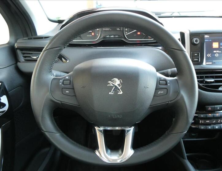 Peugeot 208 28