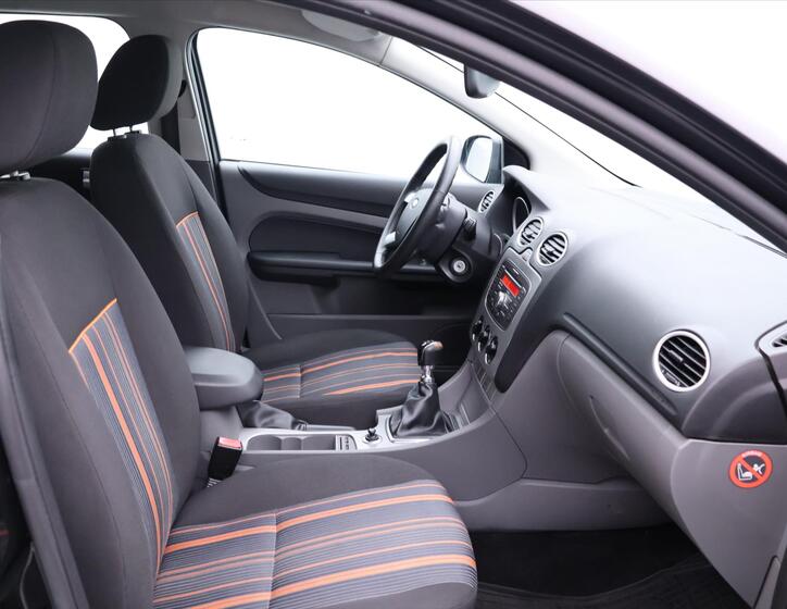 Ford Focus 11