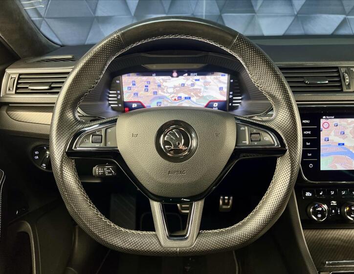 Škoda Superb 13