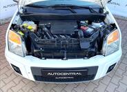 Ford Fusion 8