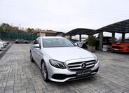 Mercedes-Benz Třídy E 8