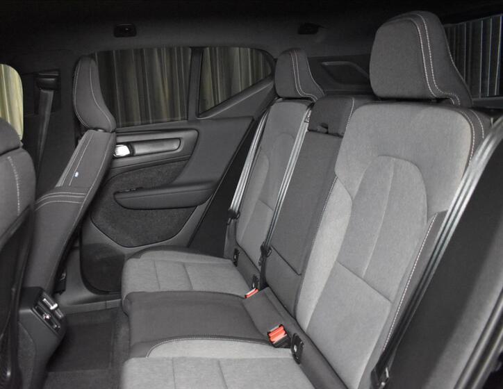 Volvo XC40 9