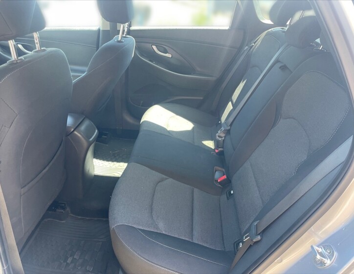 Hyundai i30 8
