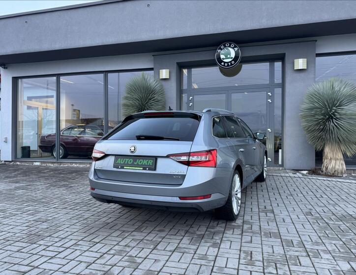Škoda Superb 5