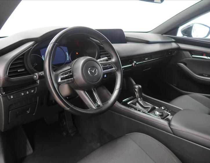 Mazda 3 11