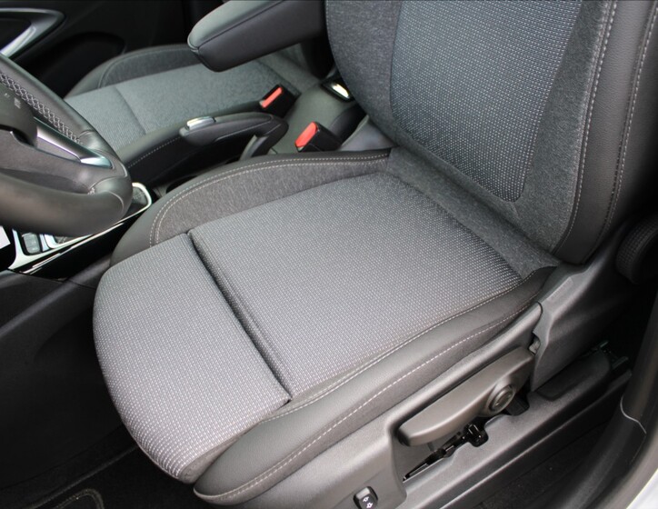 Opel Crossland 24