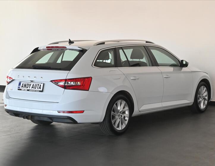 Škoda Superb 3