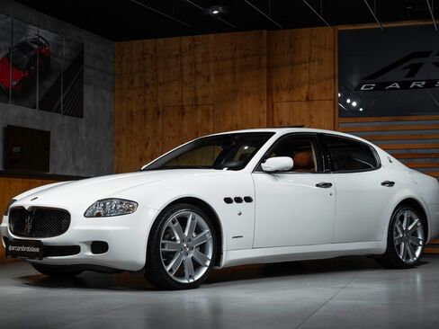 Maserati Quattroporte